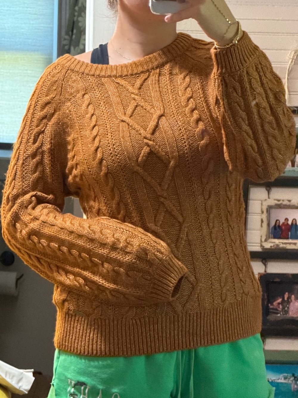 Abercrombie & Fitch women’s Cable Knit Sweater